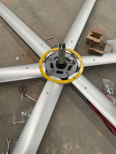Tính toán chi phí điện hàng tháng khi dùng quạt HVLS – tiết kiệm đến 70%